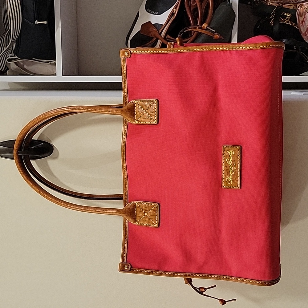 Dooney and Bourke coral handbag